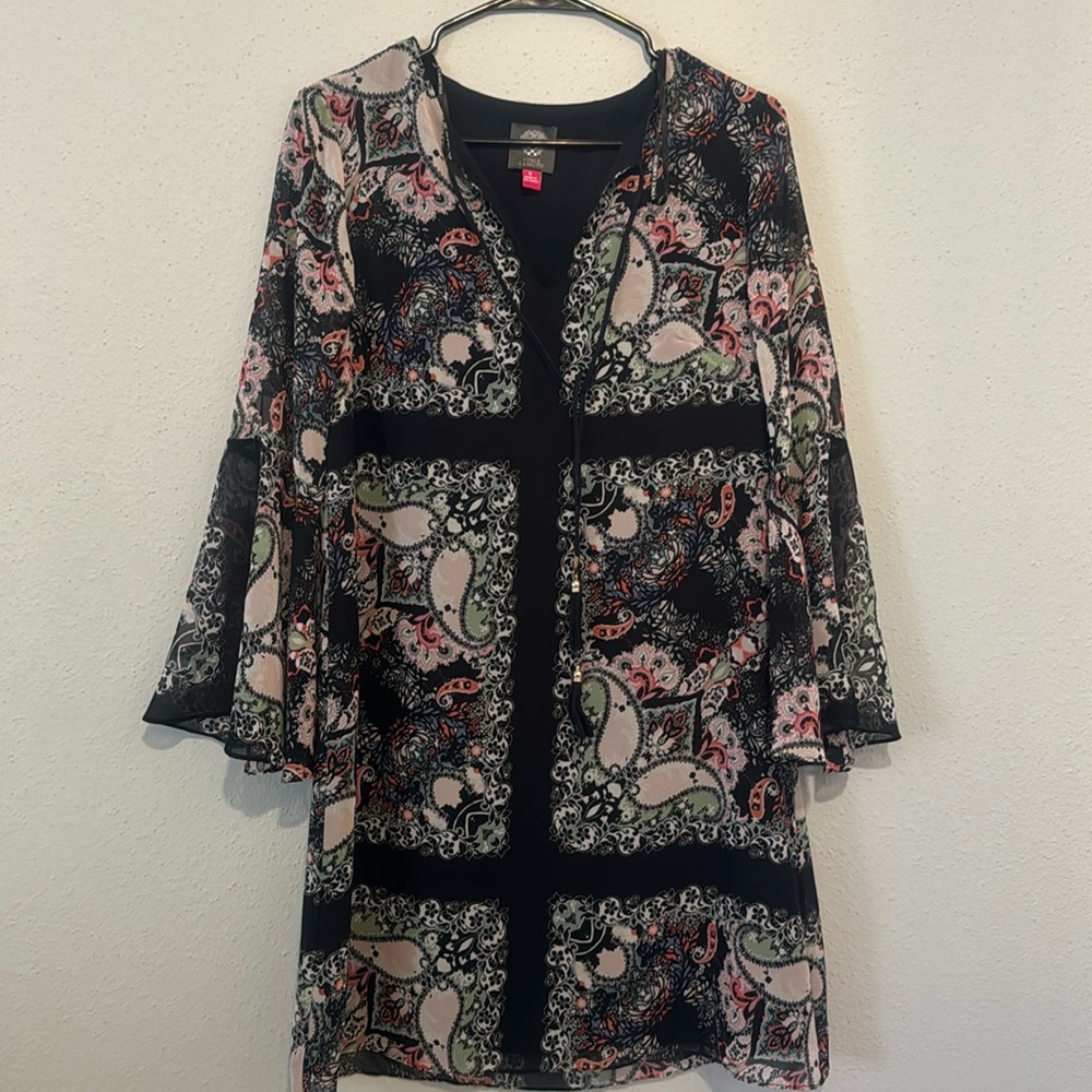 Dress Vince Camuto, size 6